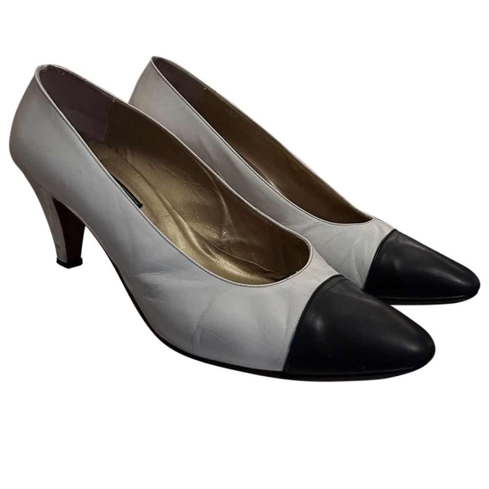Gucci 1980s Vintage Black and White Heels 38